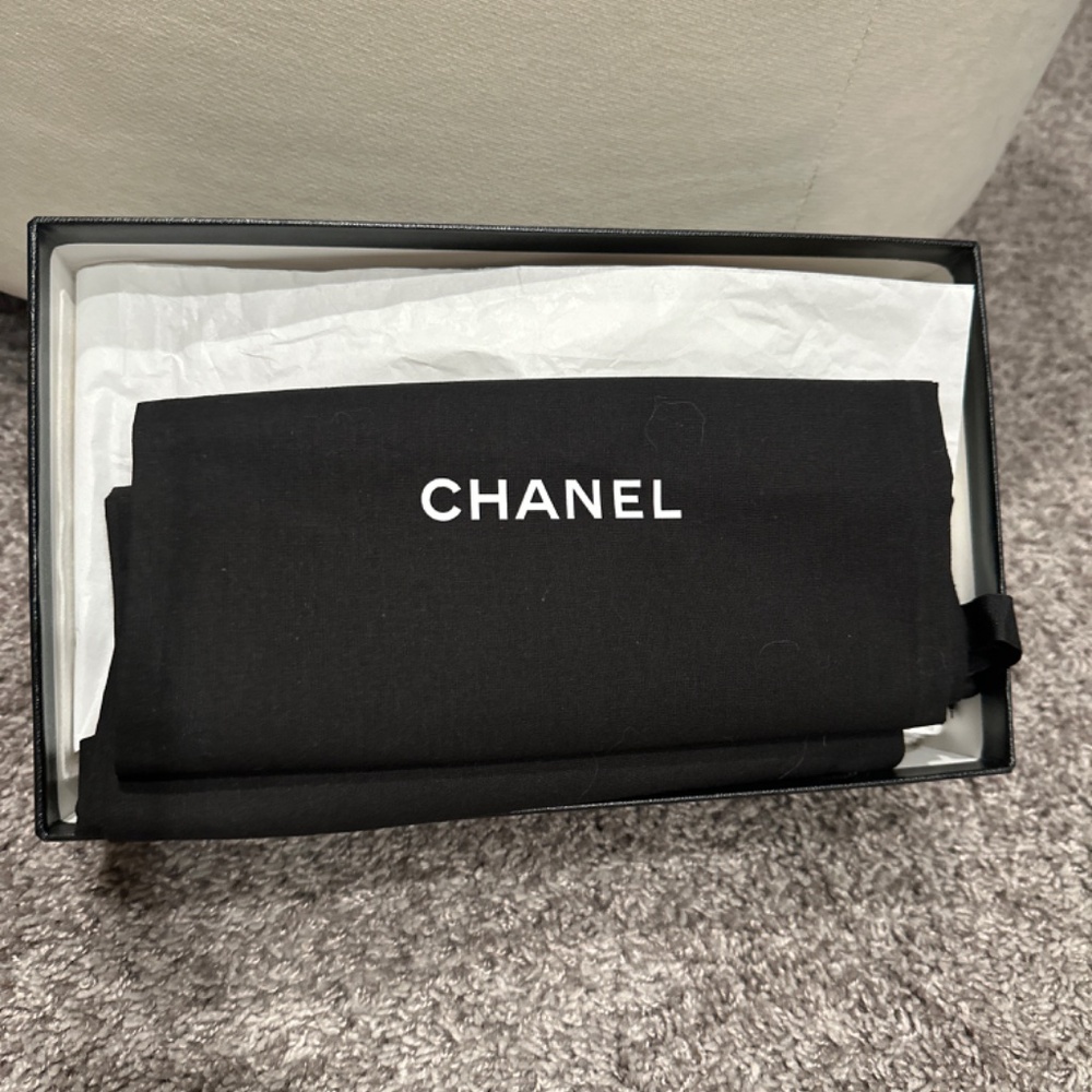 Chanel Espadrilles - Picture 2 of 8